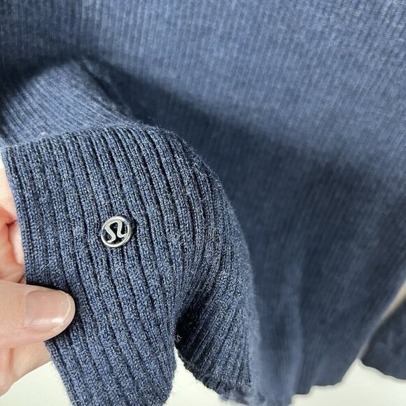 Lululemon Sweat And Savasana Sweater Navy Blue Size 4 Women’s Merino Wool Pocket - Picture 7 of 8